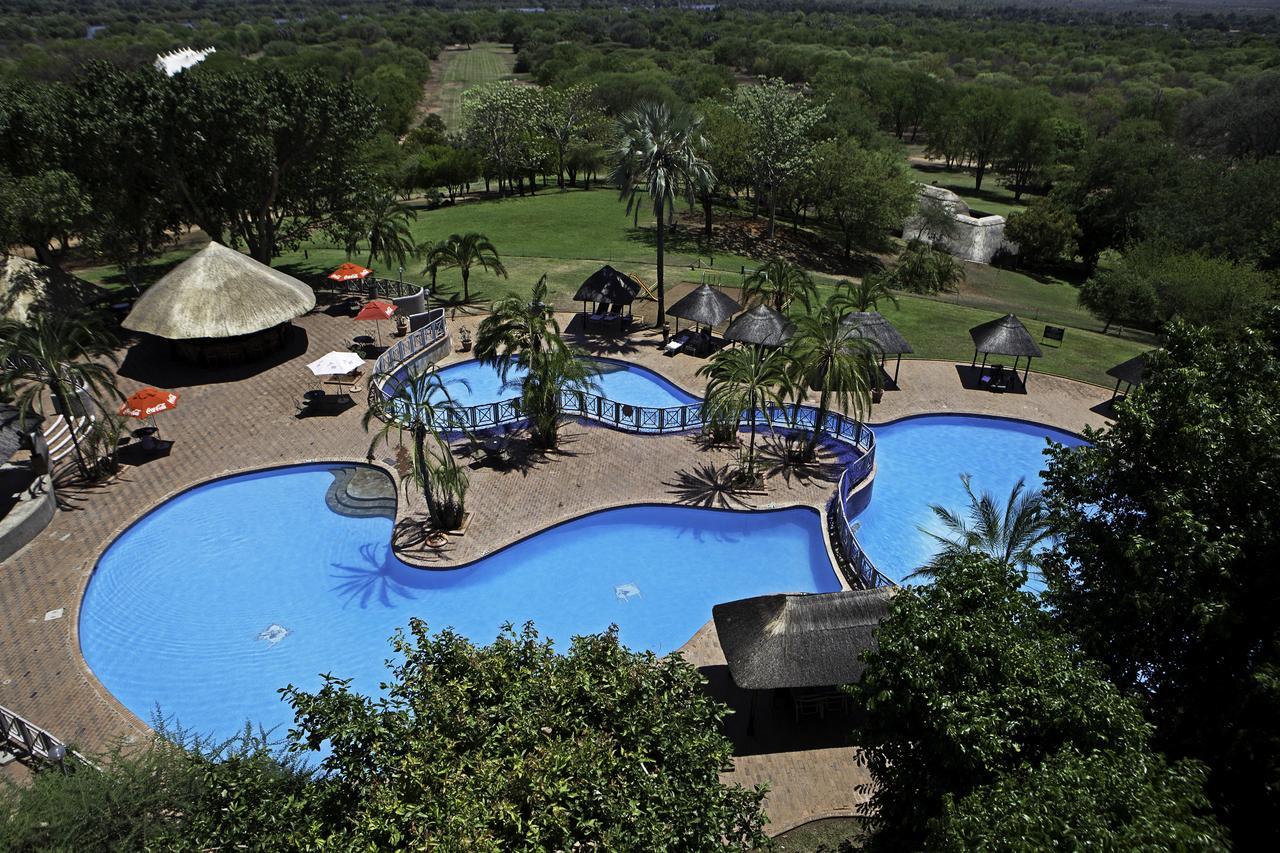 Elephant Hills Resort Victoria Falls Exterior foto