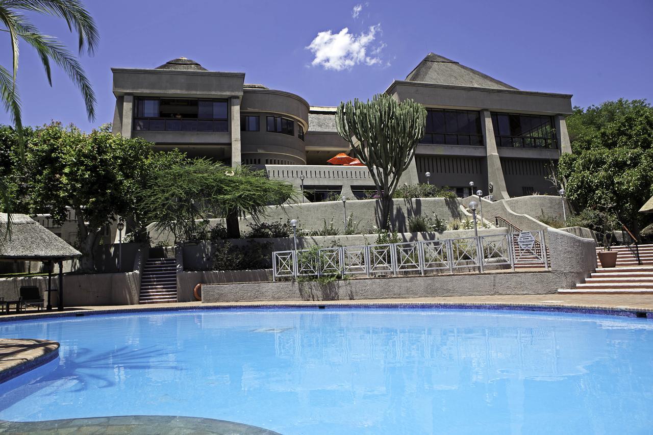 Elephant Hills Resort Victoria Falls Exterior foto